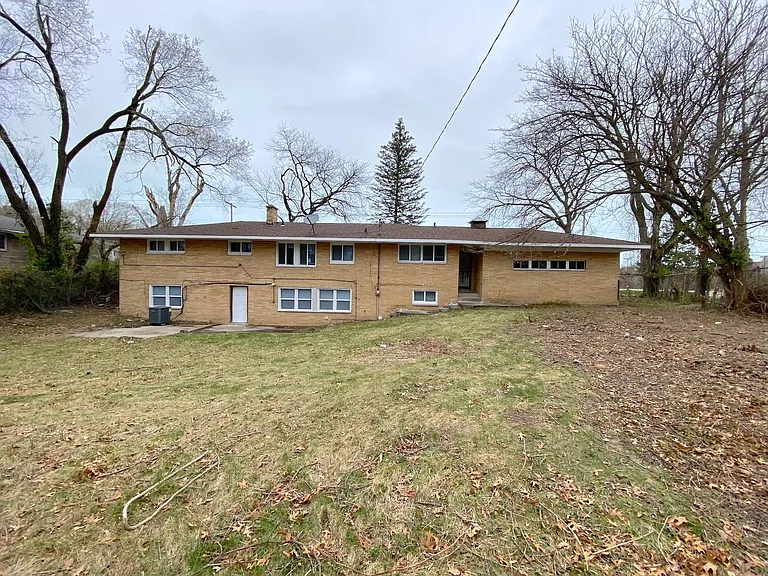 6121 Birch Ave — Photo 22