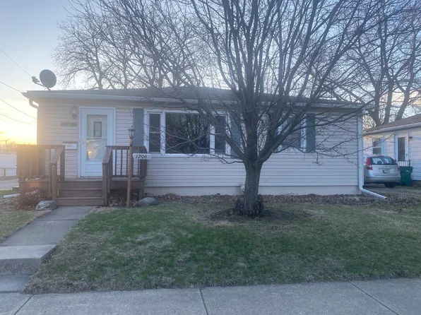 1206 S Park St, Streator, IL 61364