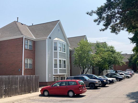 5th image of 7010 Hascall St #217