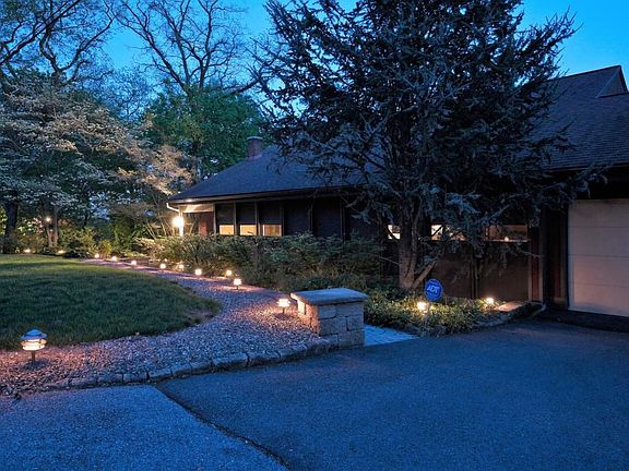 BerkshireHathaway_Roderick_03