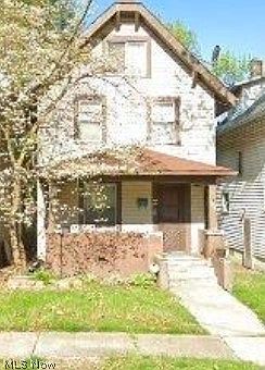 1st image of 766 Garfield St