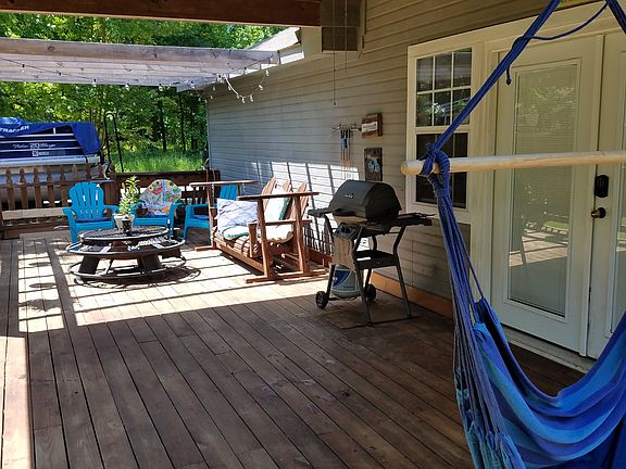 5th image of 22538 Cherry Ln