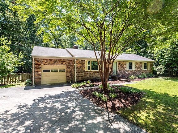 2nd image of 11140 Linderwood Dr