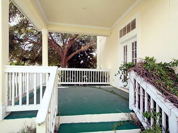3rd image of 1249 Shorecrest Cir