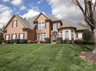 4023 Camrose Crossing Ln, Matthews, NC 28104