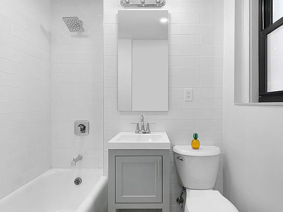 5th image of 321 E 54th St APT 5K