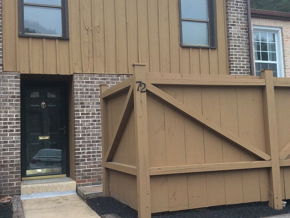 1st image of 72 Wedge Ln