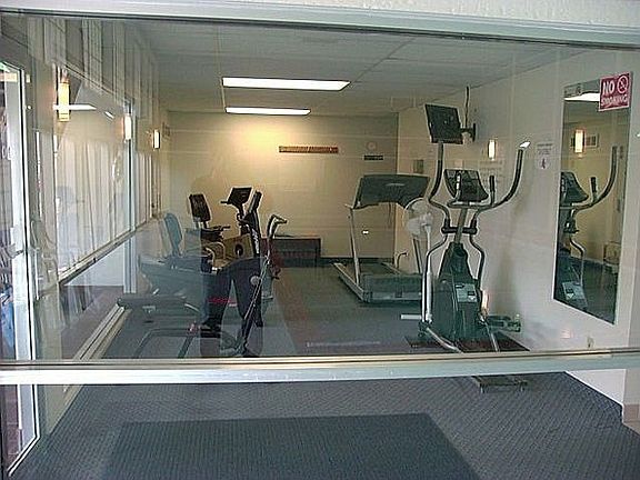 Fitness/exercise room