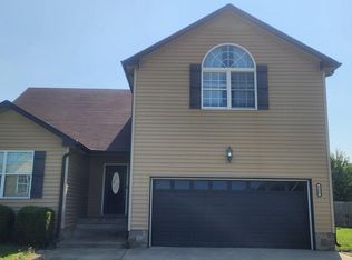 1507 Reasons Dr, Clarksville, TN 37042