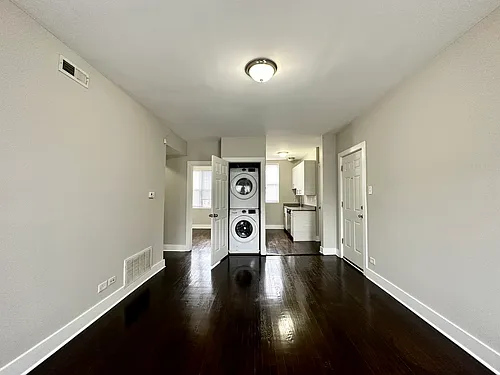 2130 N Sawyer Ave #2E Photo 1