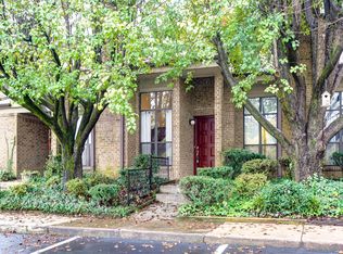 8043 Charter Oak Ln, Charlotte, NC