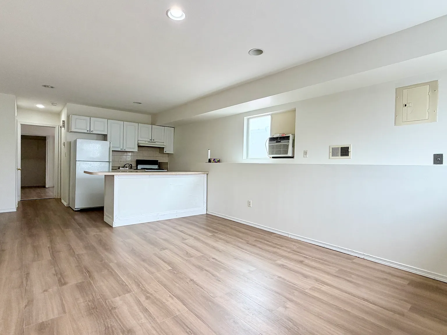 1 bed, 630 sqft, $1,600 — Photo 3