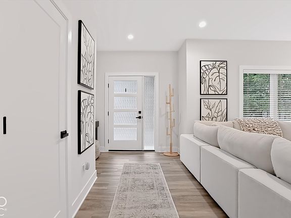 4th image of 2829 Macpherson Ave