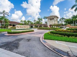 18246 Mediterranean Blvd #6-10, Hialeah, FL 33015