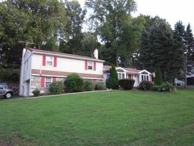 132 Greenwood Dr, Willow Grove, PA, 19090