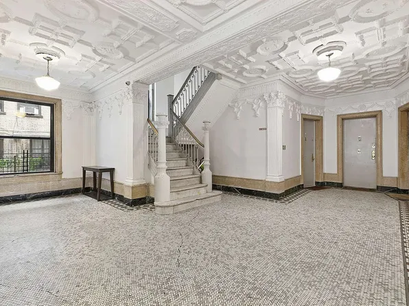 394 Lincoln Place image 9 of 9