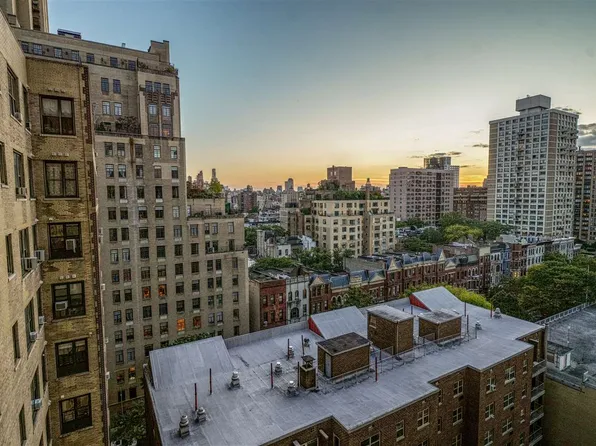 320 Central Park West image 2 of 13