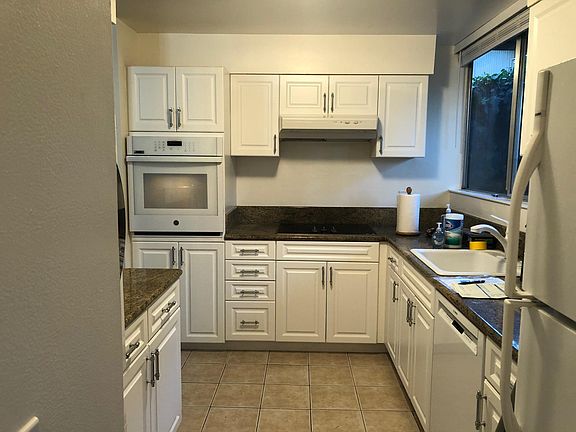 4th image of 10 Andrew Dr APT 59