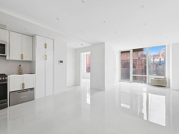 5th image of 791 Broadway #701