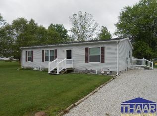 1712 N State St, Sullivan, IN 47882