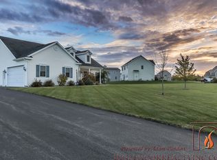 113 Barbara Ln, Amsterdam, NY 12010