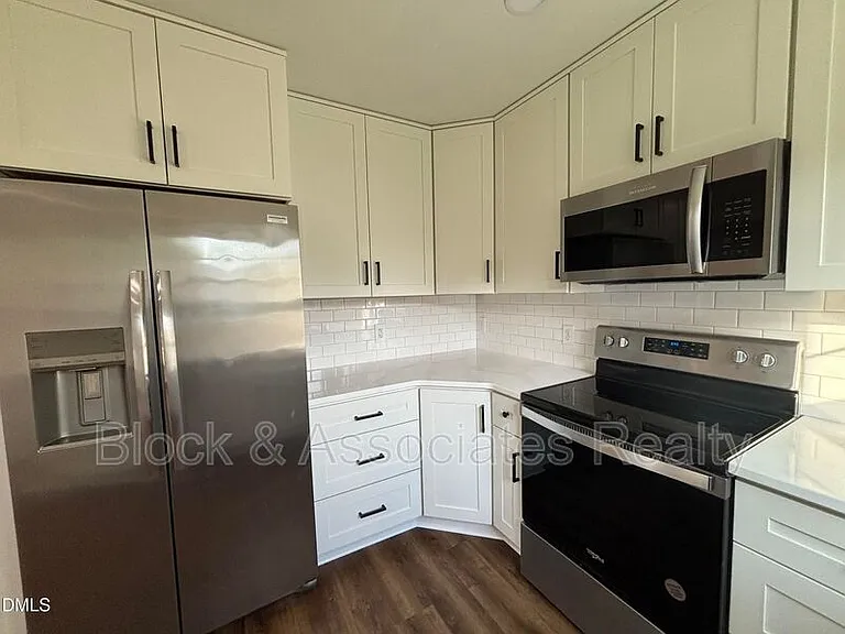 170 Devin Dr — Photo 18