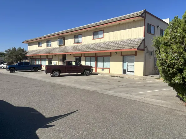 3227 Stanislaus St, Riverbank, CA 95367