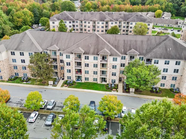 3000 Fountainview Cir APT 301, Newark, DE 19713