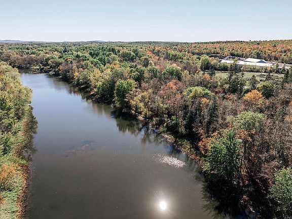 4th image of 2485 Broadway