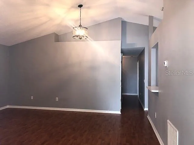 1851 Falling Star Ln — Photo 5