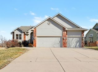 338 S Nineiron St, Wichita, KS 67235
