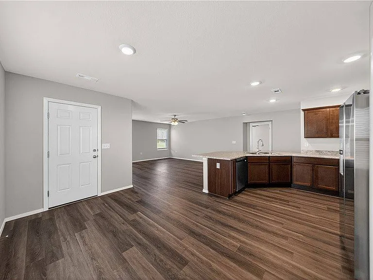 4405 SW Sackett Ave — Photo 9