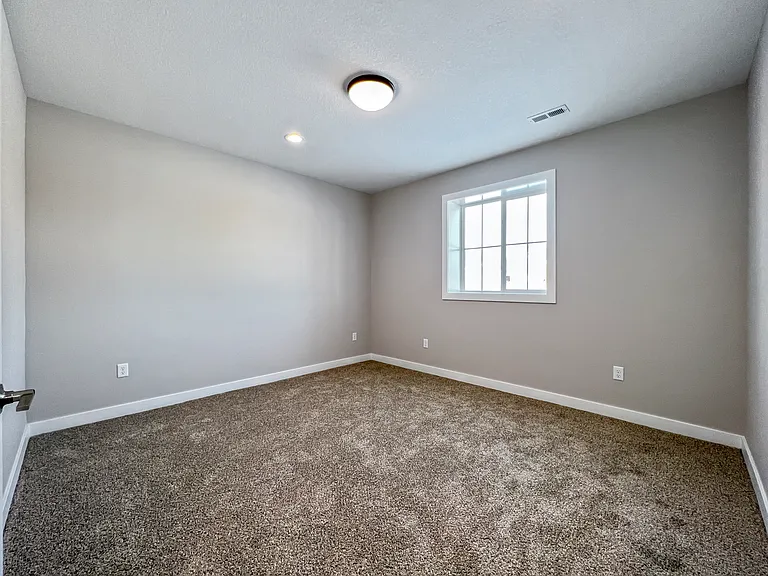 1016 NW Bethel Ln — Photo 23