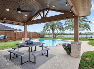 3288 Gladewater Ln, League City, TX 77573