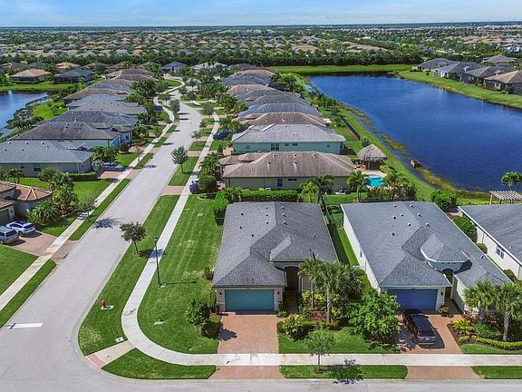 2nd image of 11416 SW Lake Park Drive