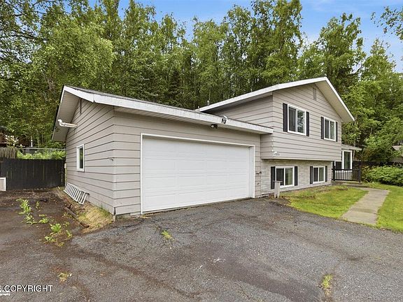 2nd image of 5904 Prosperity Dr
