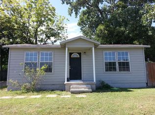924 E Biddison St, Fort Worth, TX 76110