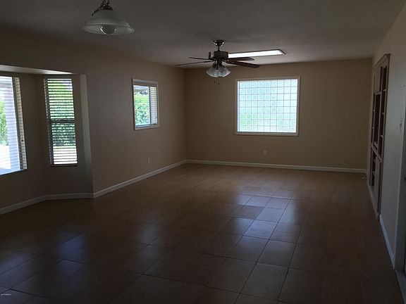 3rd image of 540 E Laguna Dr