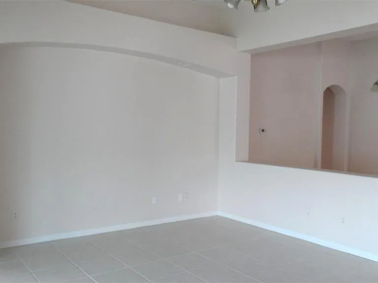 1029 Millebourne Way — Photo 23