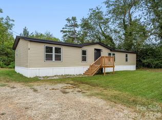 8 Teal Ln, Candler, NC 28715