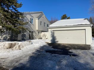 9341 Polaris Ln N, Maple Grove, MN 55369