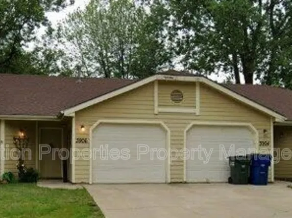 3904 W 10th Pl #1, Lawrence, KS 66049