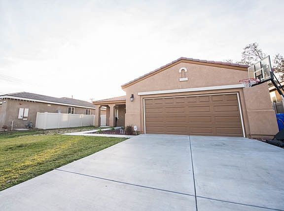 5th image of 9284 Cattail Ln