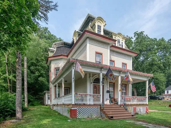 311 York Ave, Towanda, PA 18848