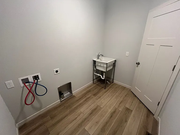 553 Sienna Glenn Way — Photo 8