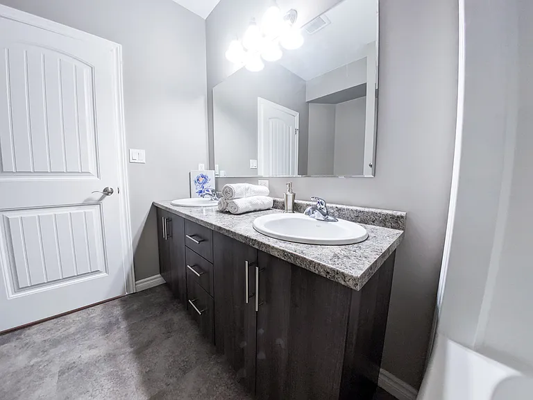 176 Elizabeth St #EXECUTIVE — Photo 21