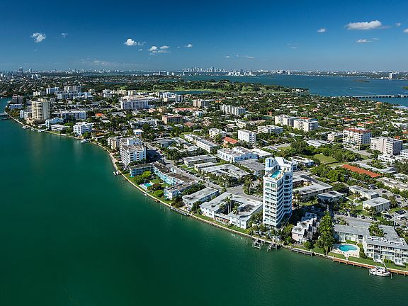 3rd image of 10201 E Bay Harbor Dr #Penthouse 05