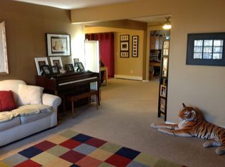 5253 S Newton St, Littleton, CO 80123