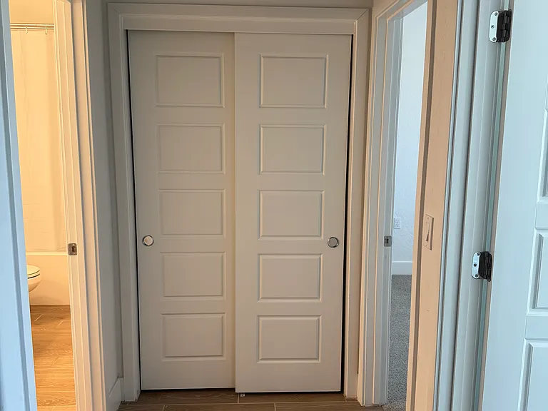 525 E Riverway Ave — Photo 31