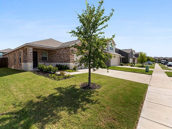 4th image of 1340 Panorama Dr
